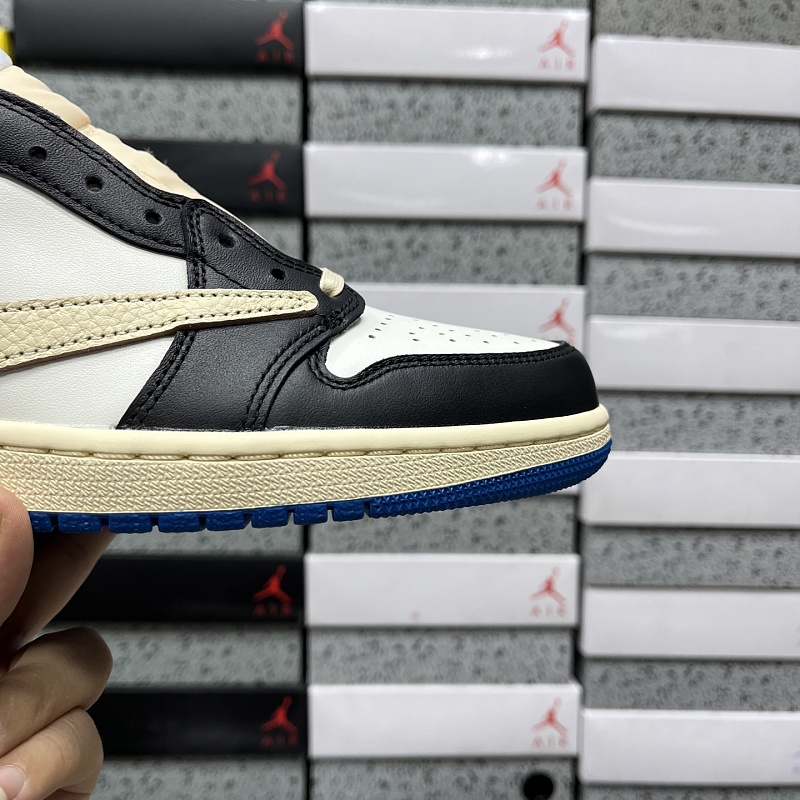 Jordan 1 Sneakers 8