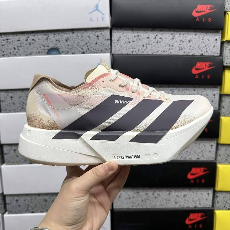 Adizero Adios 4M 9