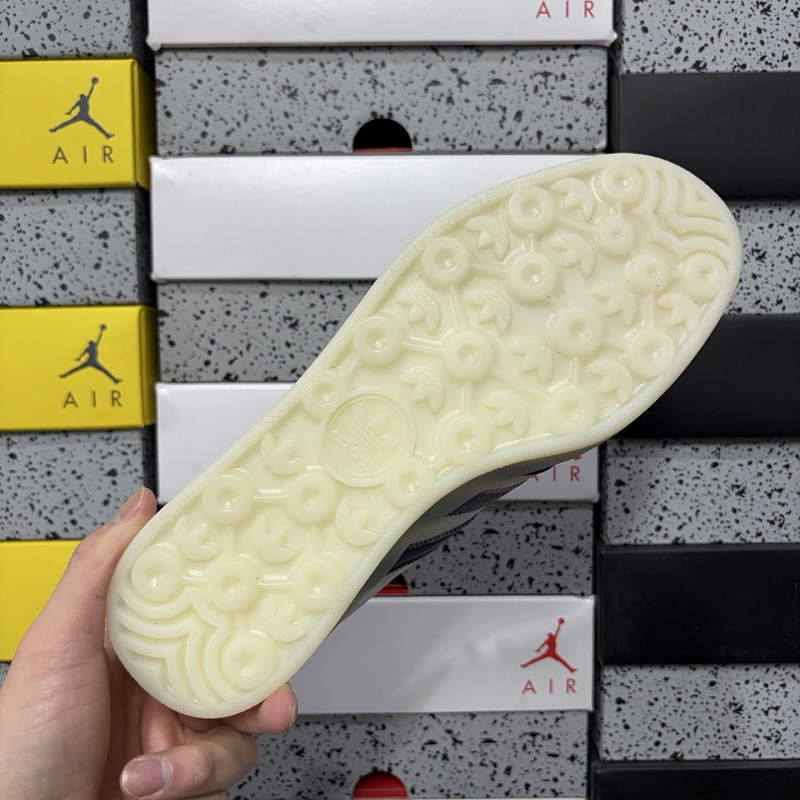 Gazelle Indoor 3