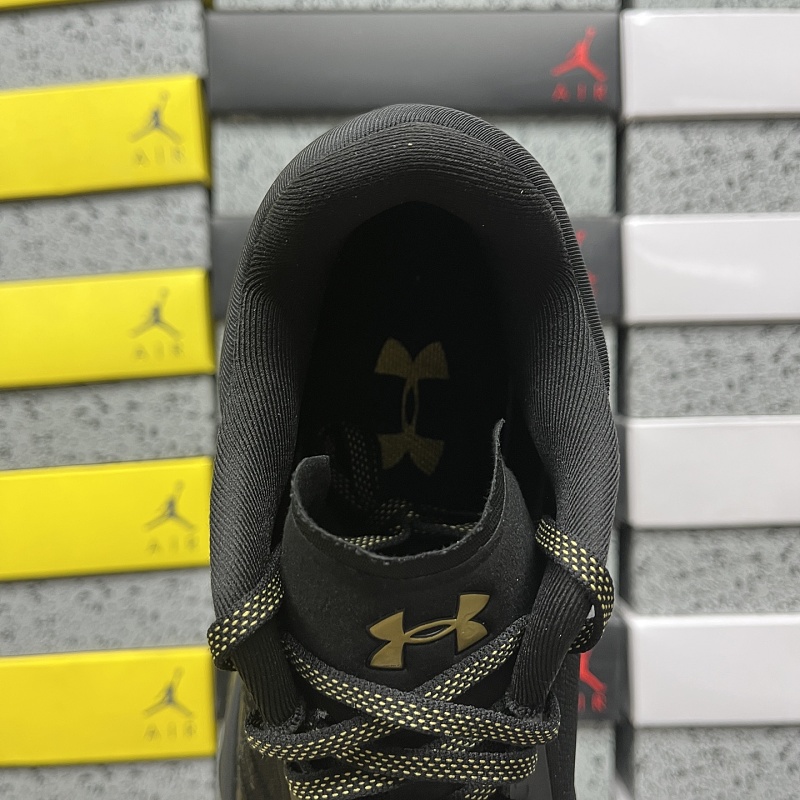 UA 40-45 5338038 黑金钩 · 5