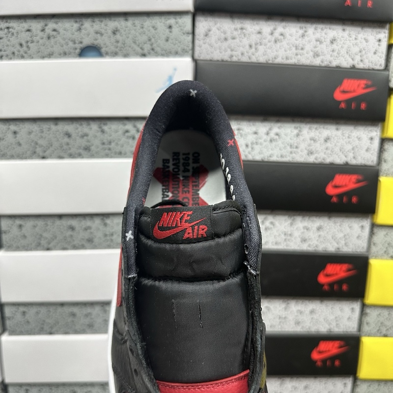 Jordan 1 Sneakers 4