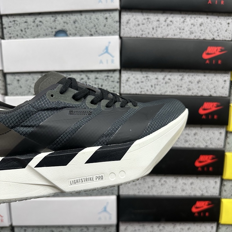 Adizero Adios 4M 6