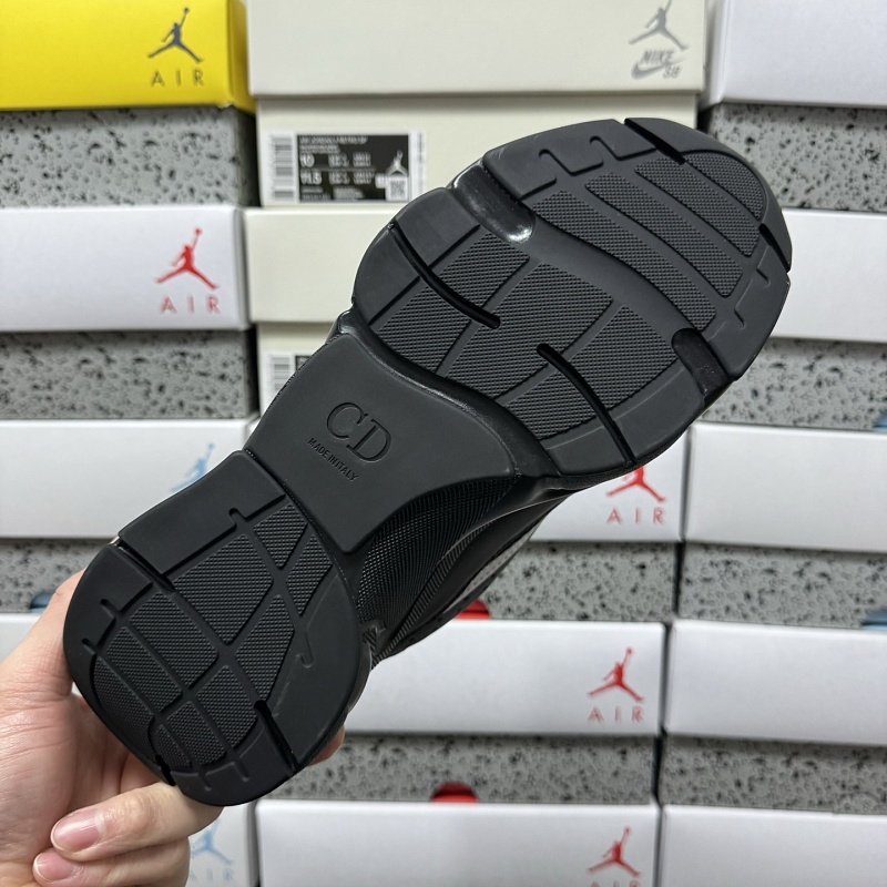 Dior B22 Sneakers 4
