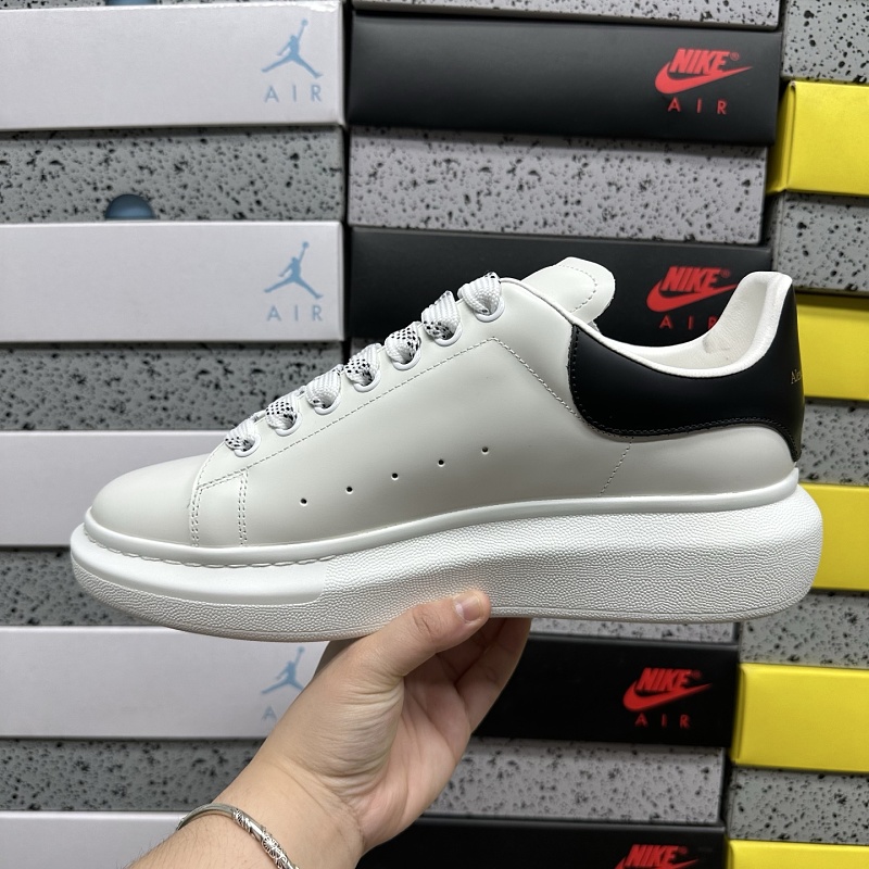 Alexander Mcqueen 7