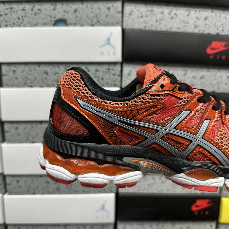 Onitsuka Tiger Sneakers · 5