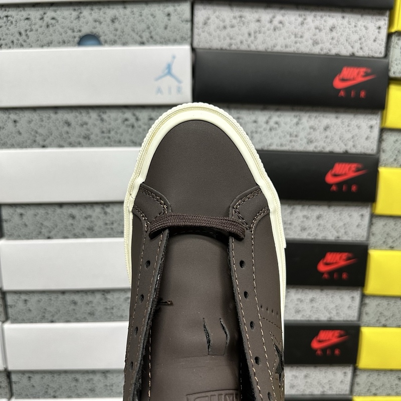 Converse Chuck Taylor Sneakers 7