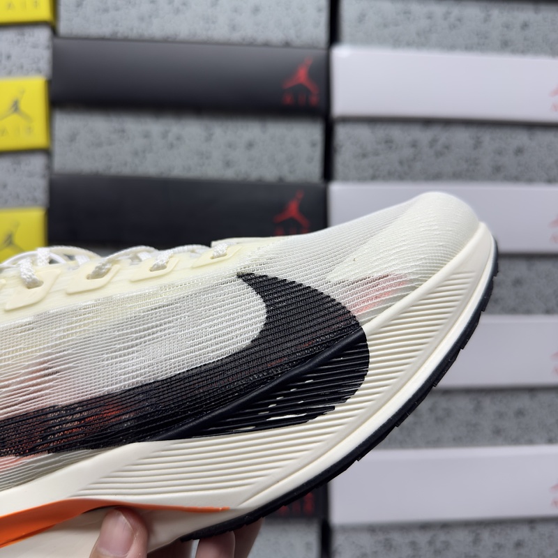 Air Zoom Xvaporfly Next% 4/ 7