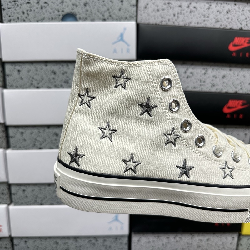 Converse Chuck Taylor Sneakers 5