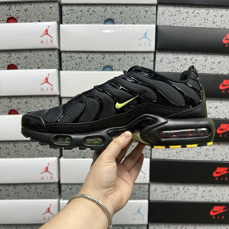 Air Max Plus TN 8
