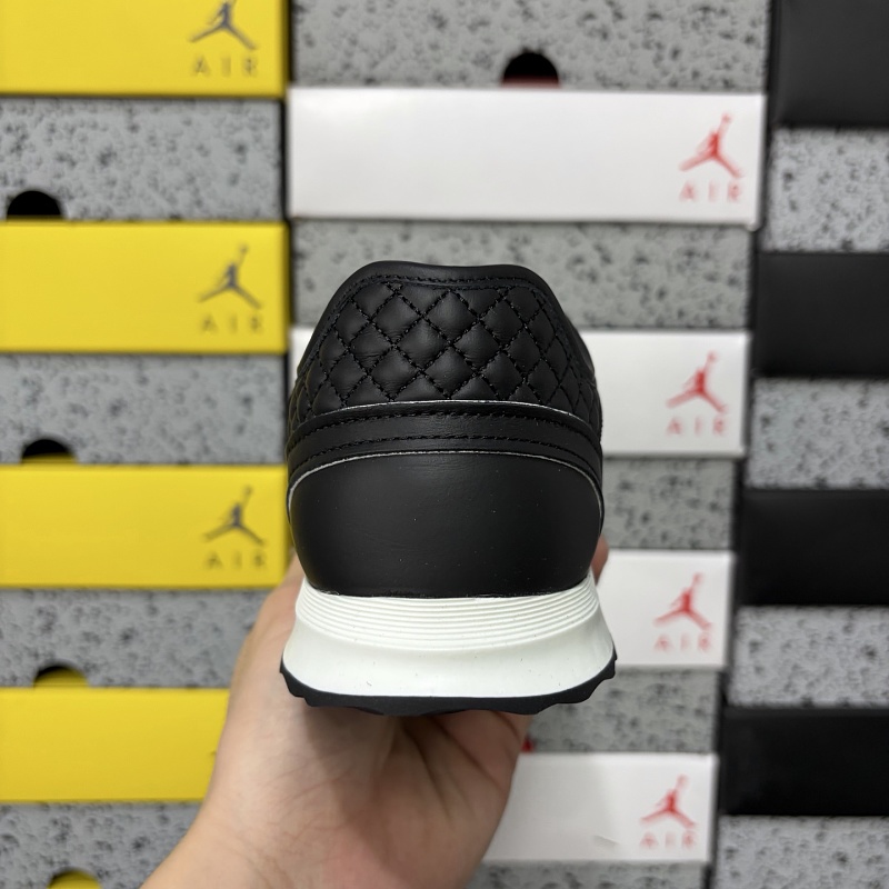 Chanel 25P Sneakers 4