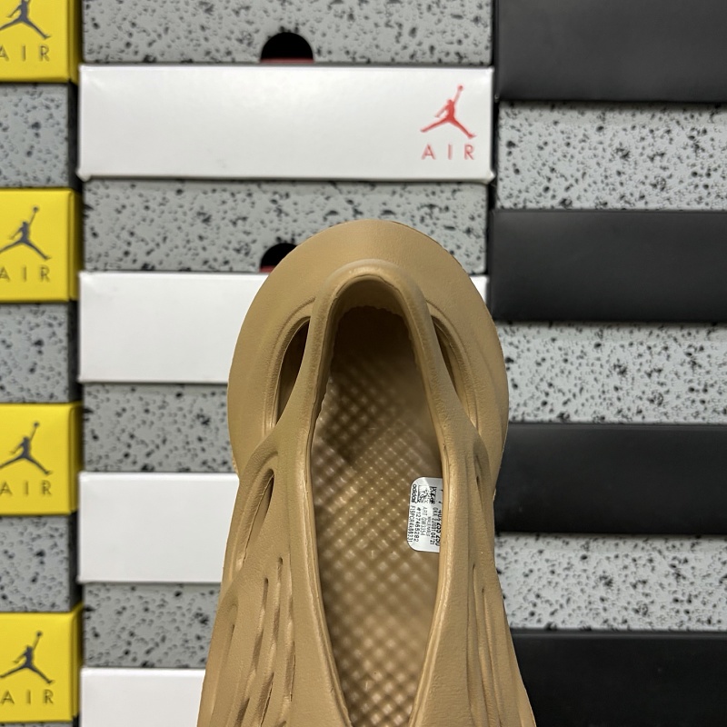 Foam Rnnr · 5