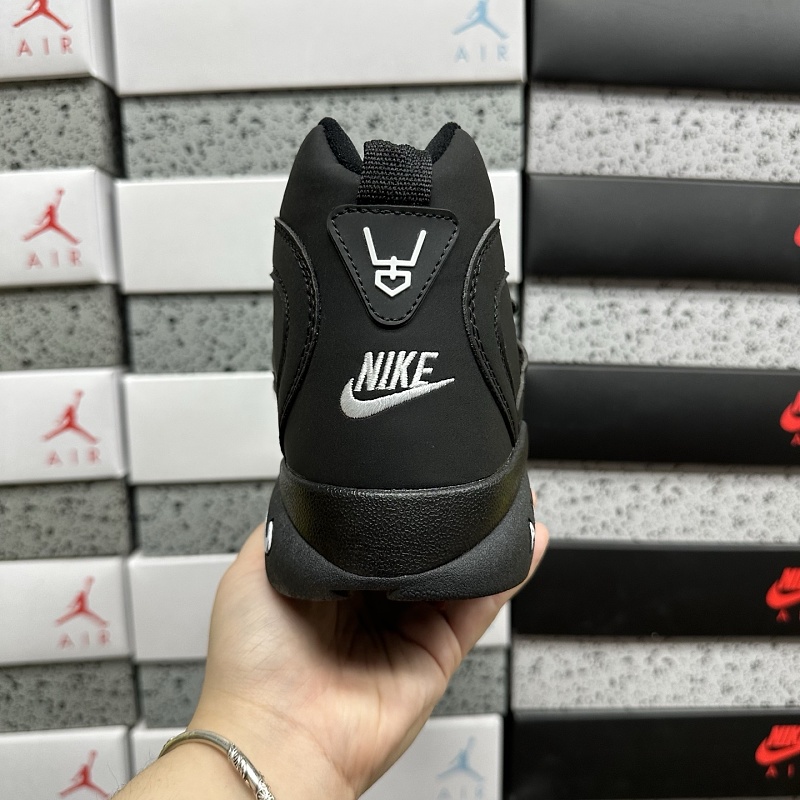 Eg Bach Air Diamond Turf Ii · 3