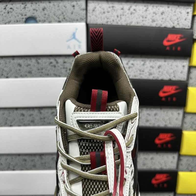 Off-White C/o VirGil Abloh S26fab0022710 · 3