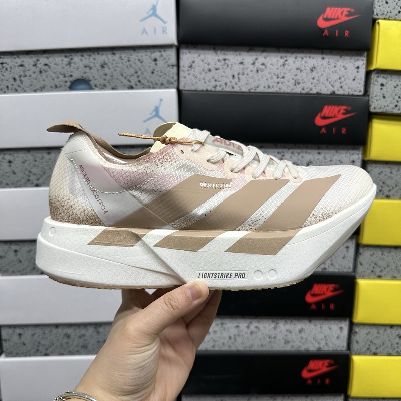 Adizero Adios 4M 9