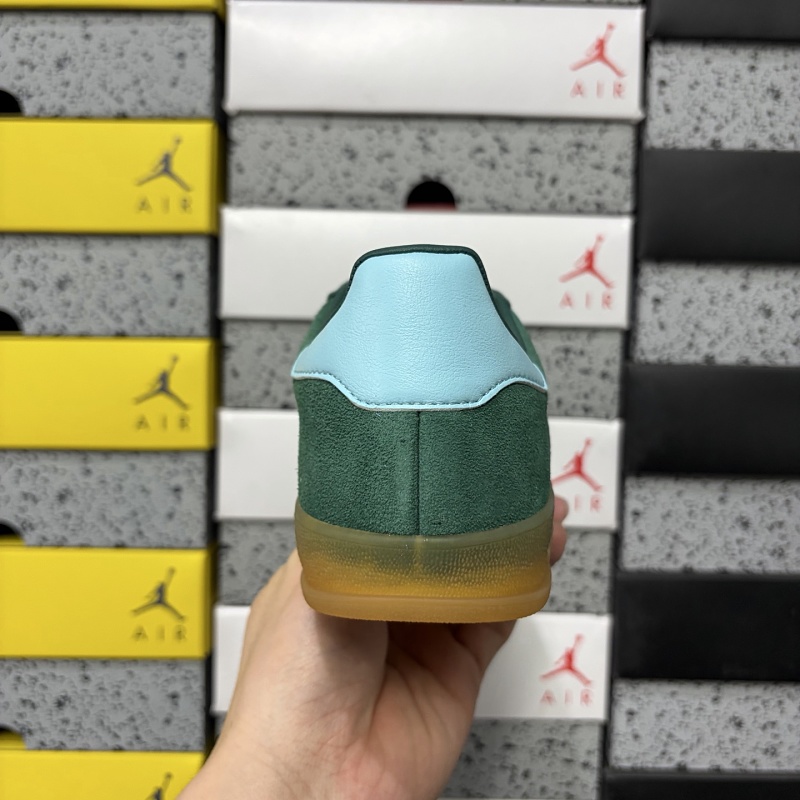 Gazelle Indoor / 4