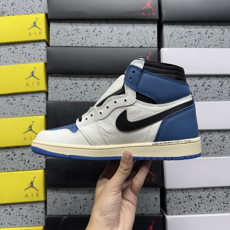 Jordan 1 Sneakers · 4
