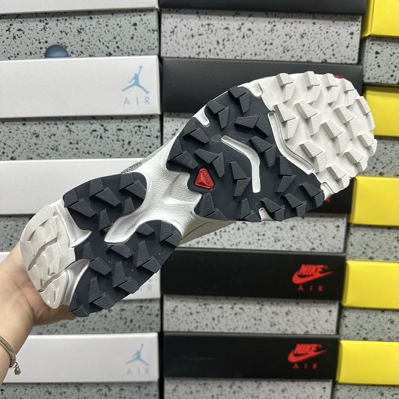 Salomon XT-4 Sneakers · 2