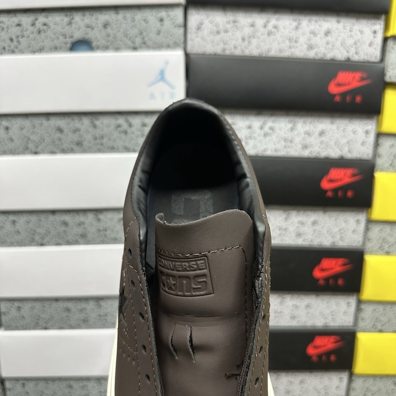 Converse Chuck Taylor Sneakers 4