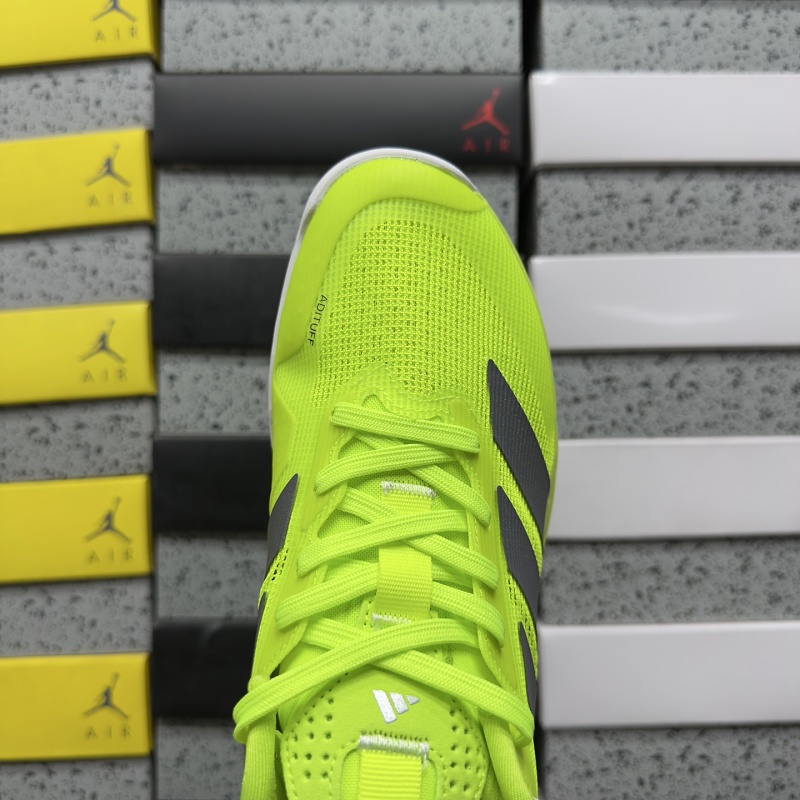 Adizero Ubersonic 5 M 5
