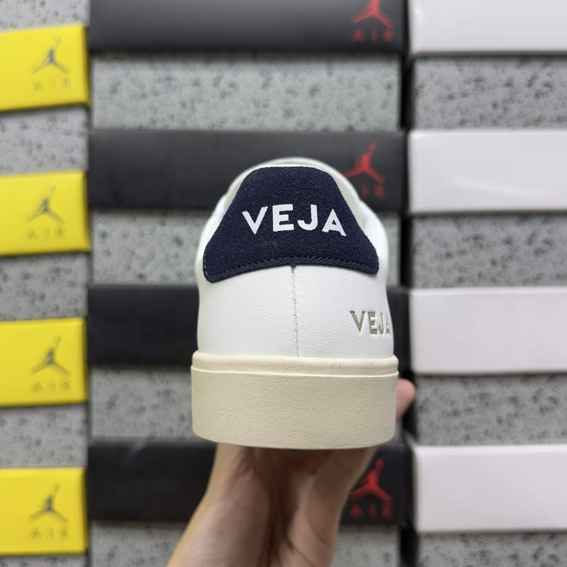 Veja Leather Extra Sneakers · 2
