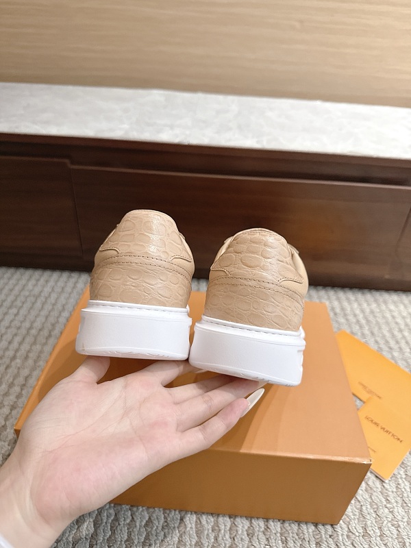 Trainer 53 · 2
