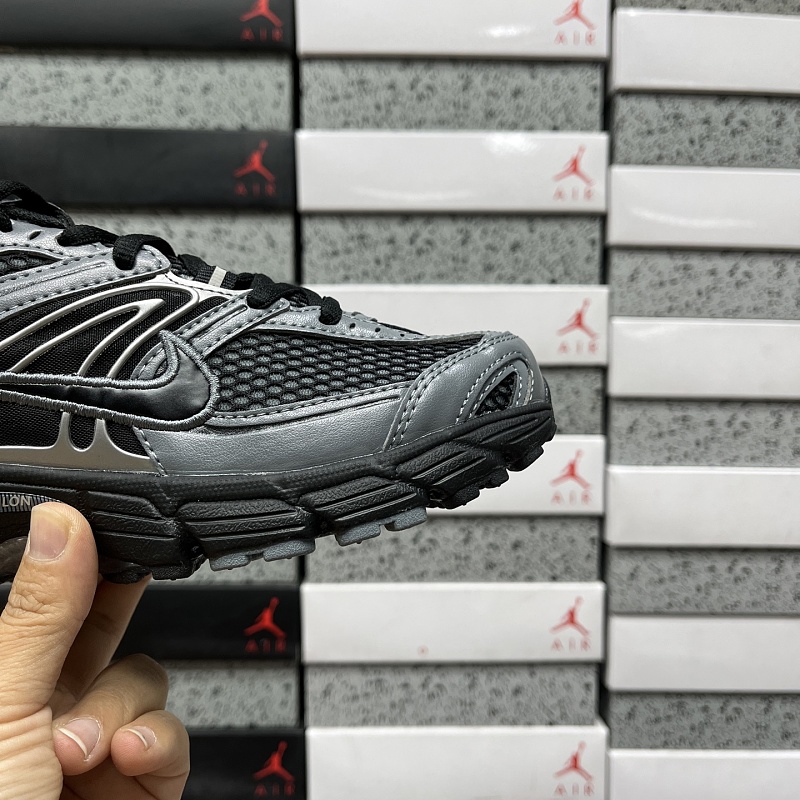 Air Max Moto 2K 8