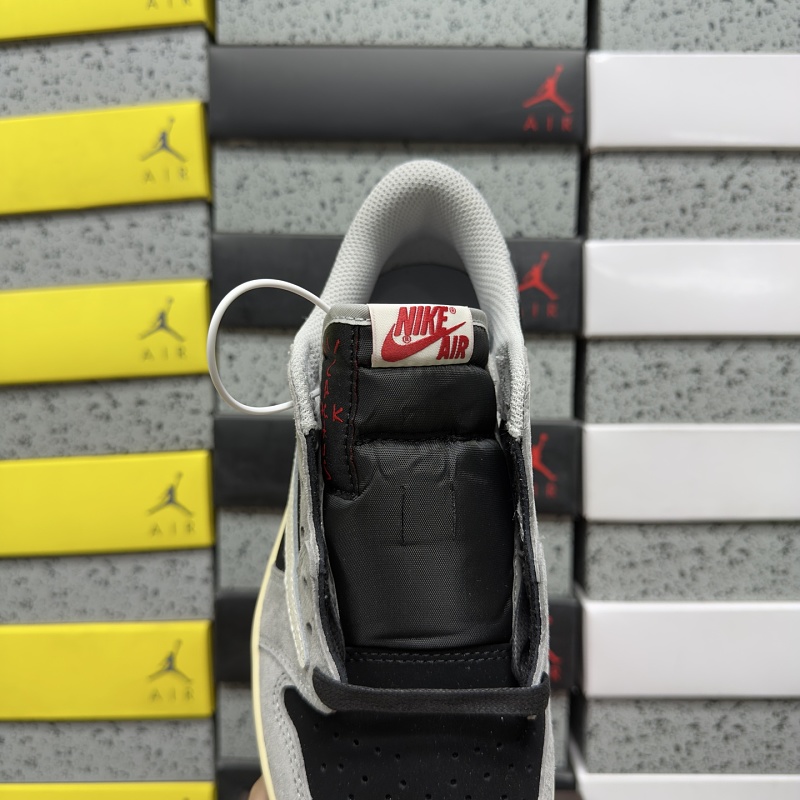 Jordan 1 Sneakers 5