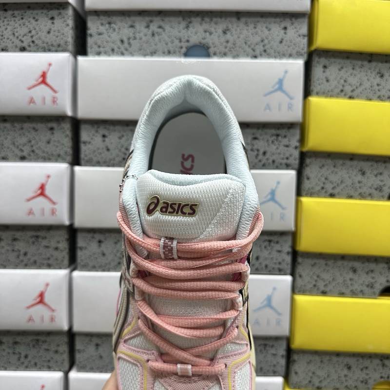 Gel-Kahana 8 1012A978-103 4
