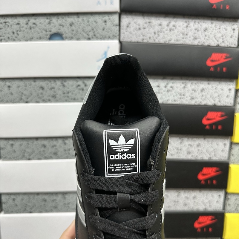 Superstar 4