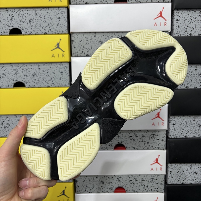 Triple S 5671 · 5