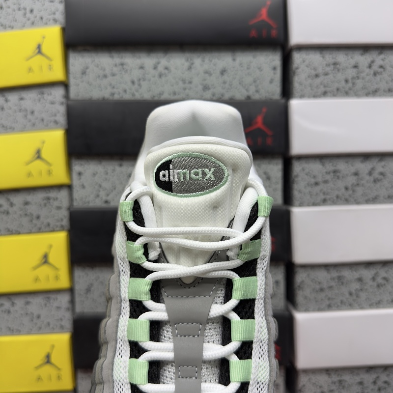 Kz2. Air Max 95 4