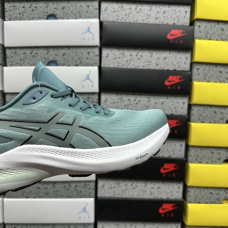 Asics GT-2000 12 Sneakers · 6