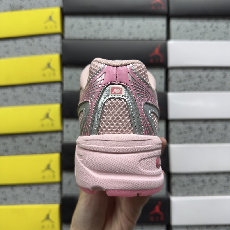 New Balance 740 Sneakers 2