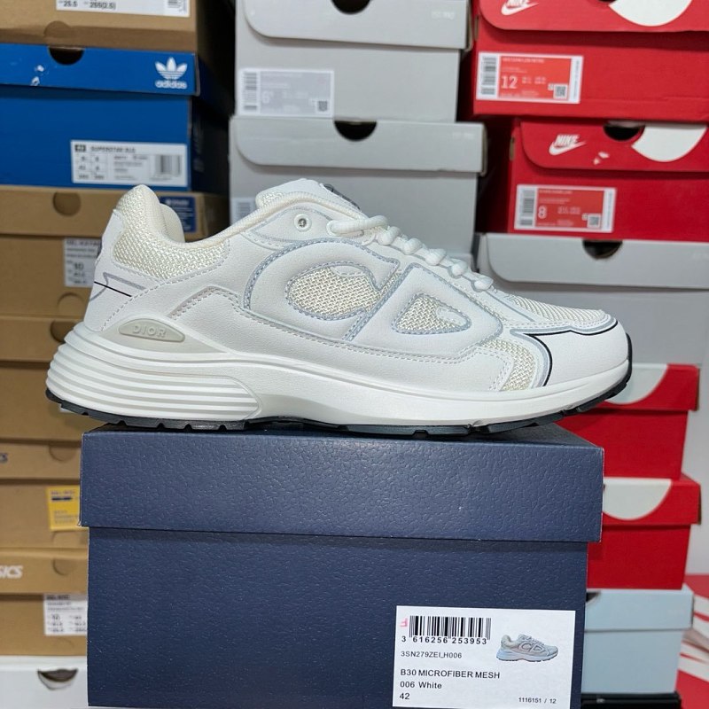 Dior B30 Sneakers · Cream 9