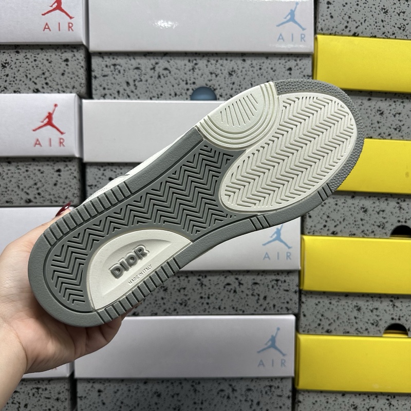 Dior B27 Sneakers · Cream Gray 3