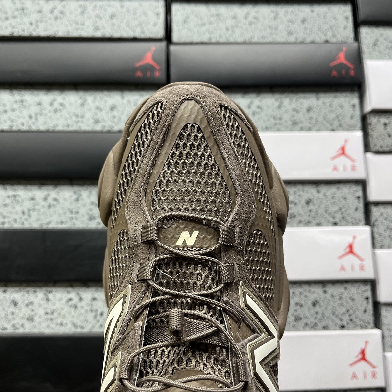New Balance 9060 Sneakers · 5