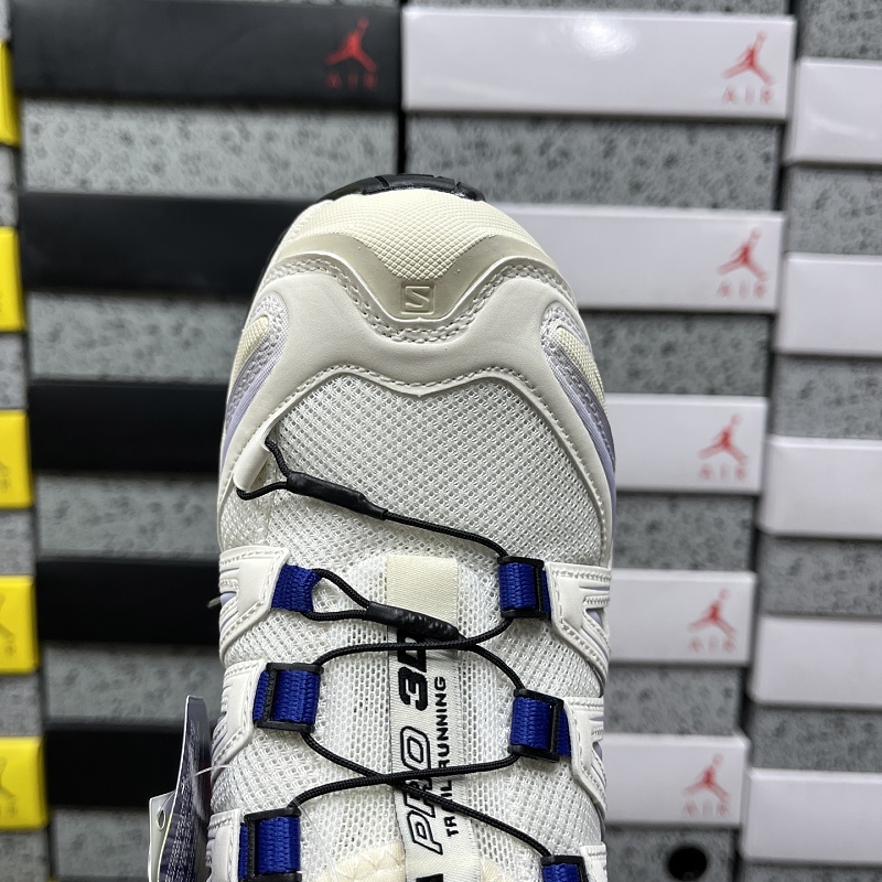 Speedcross 3 · 6