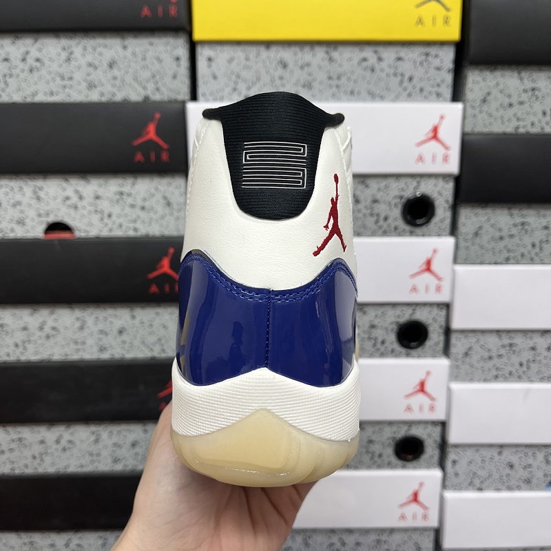 Jordan 11 Sneakers 4