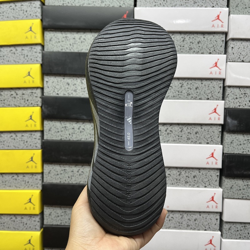 Hyperboost Edge M · 4