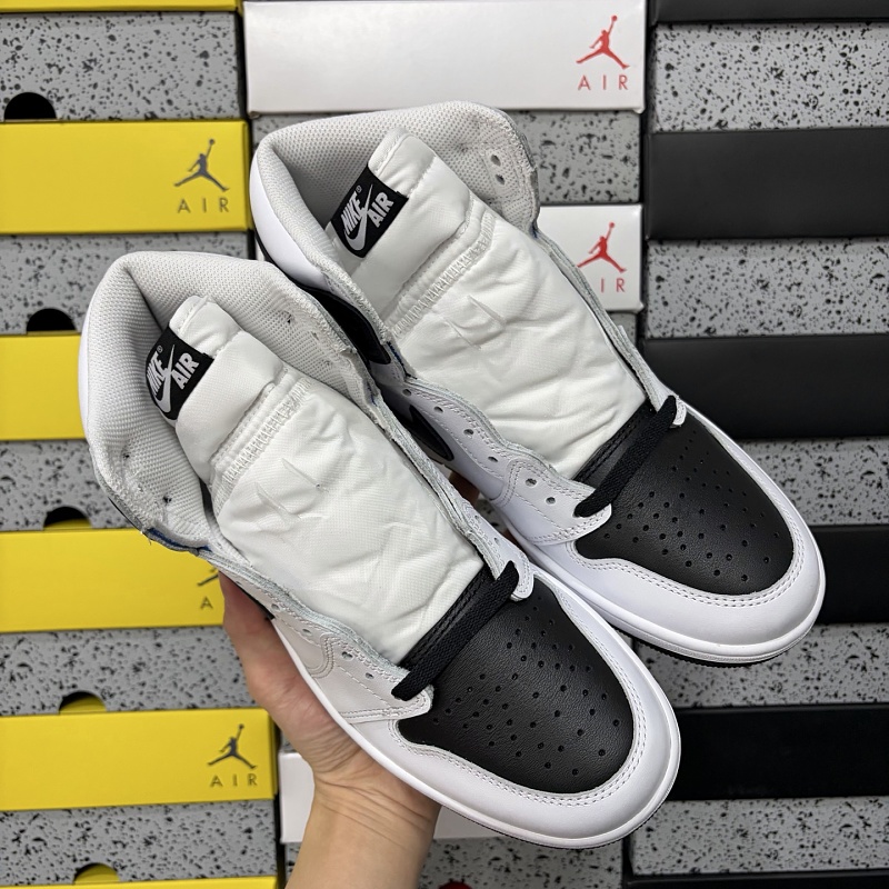 Jordan 1 Sneakers 2