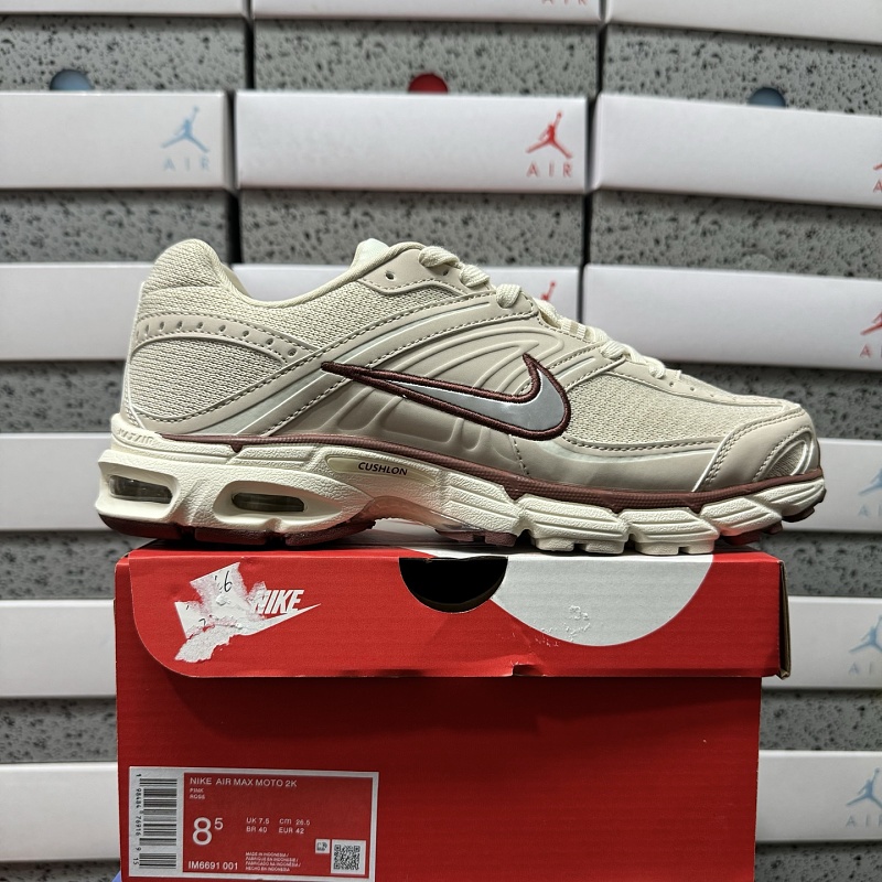 Air Max Moto 2K 9