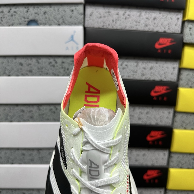 Adizero Adios 4M 4