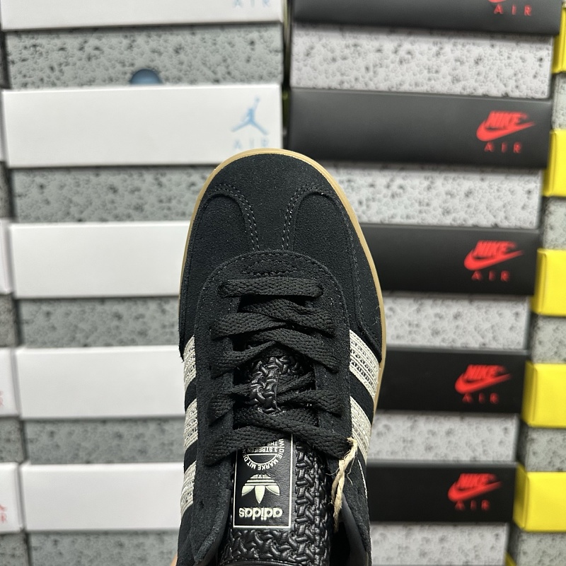 Gazelle Indoor 7