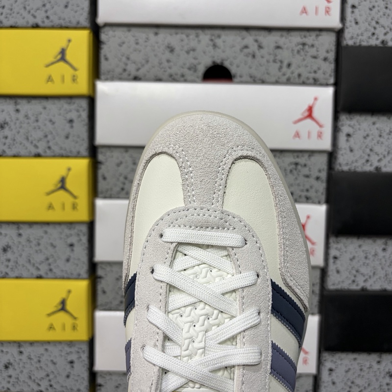Gazelle Indoor 8