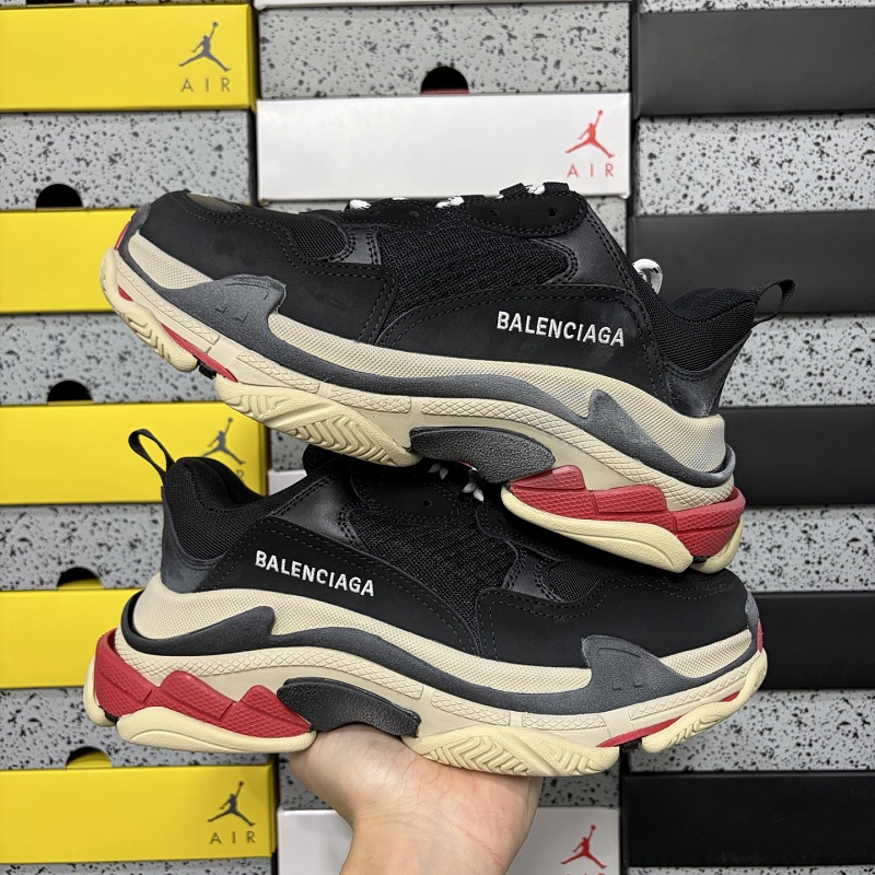 Triple S 1000 · 2