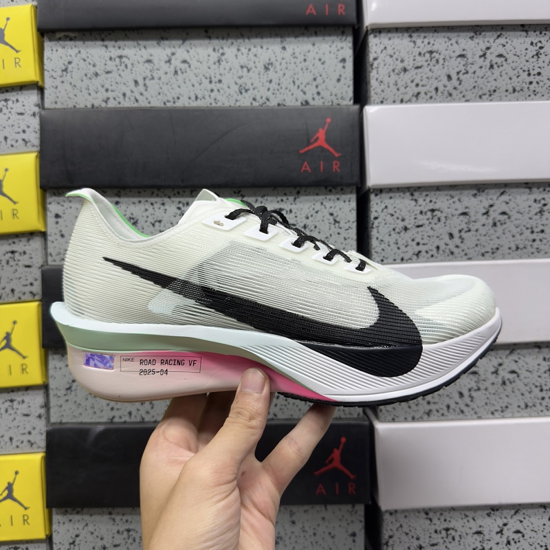 Air Zoom Xvaporfly Next% 4/ 8