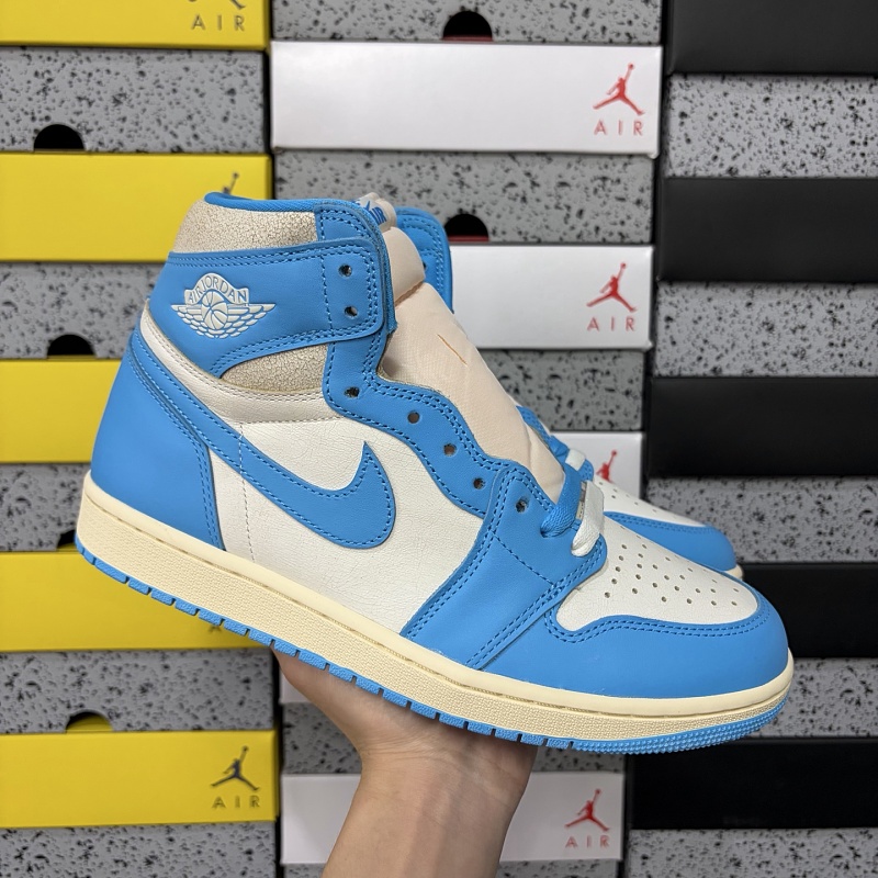 Jordan 1 Sneakers 3