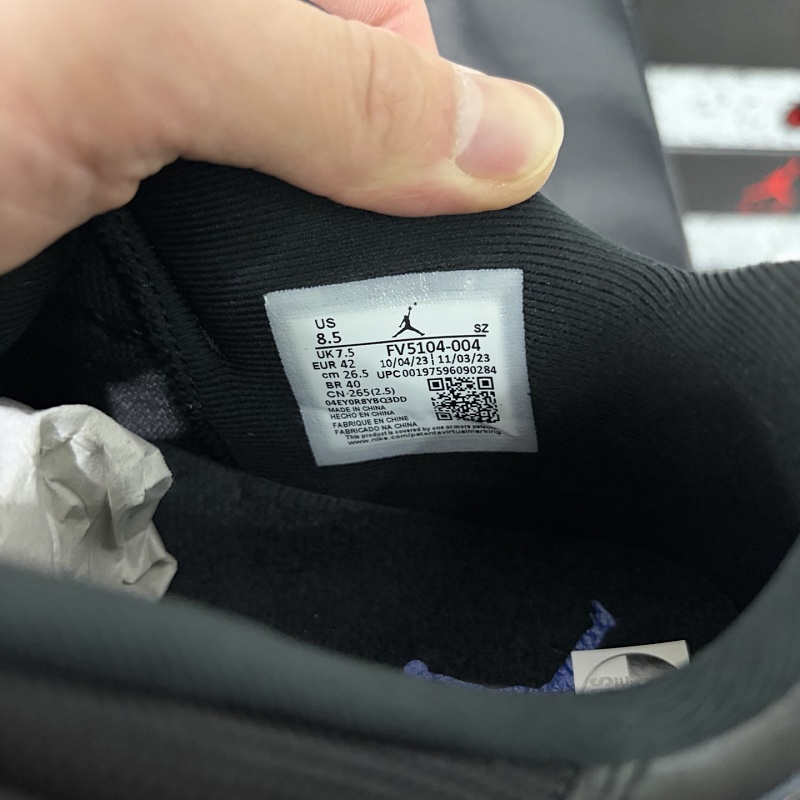 Jordan 11 Sneakers