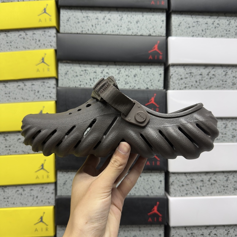 Crocs M4-m11 · 3