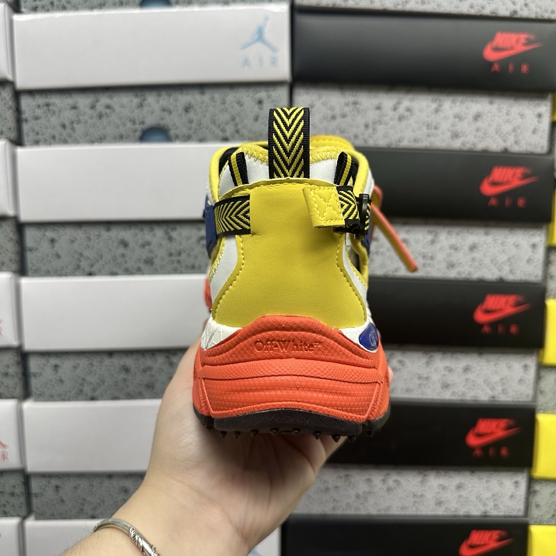 Off-White C/o VirGil Abloh 001 1884 · 2